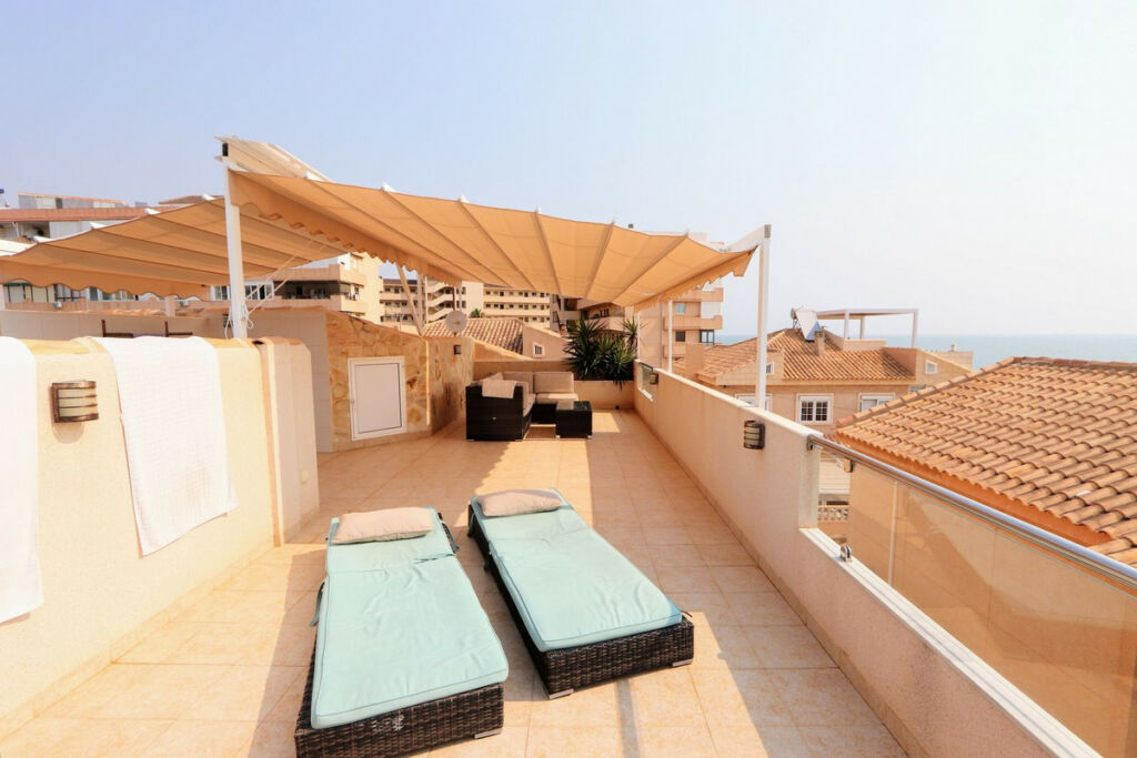 Semi-Detached House Torrevieja Alicante - image 2