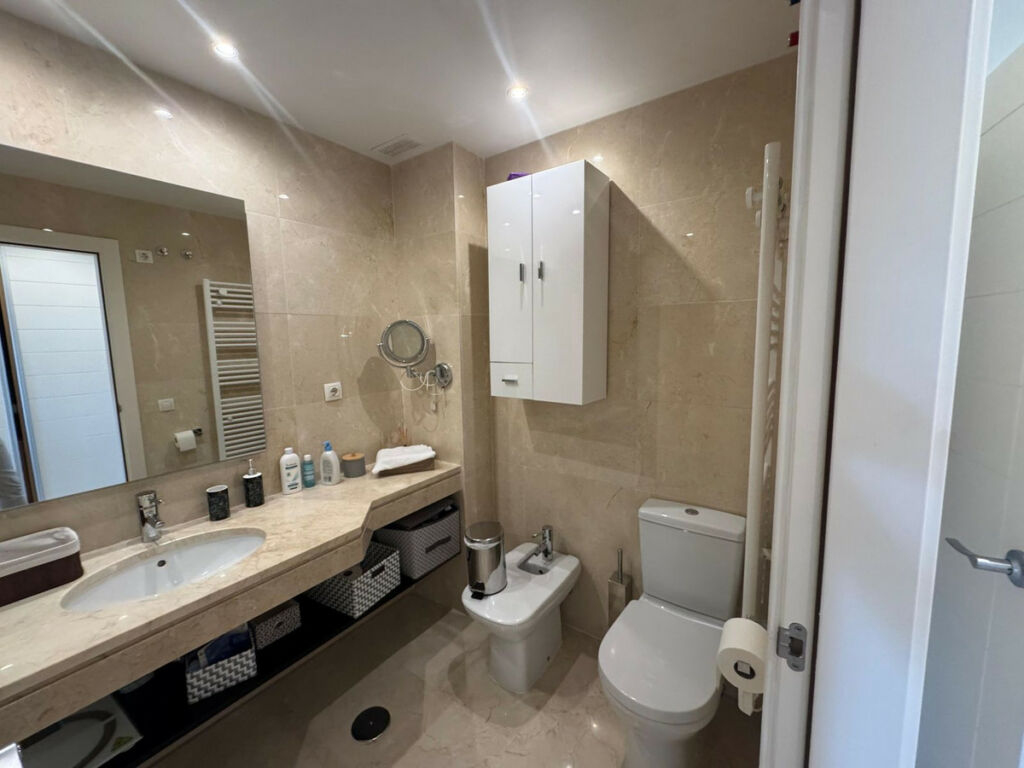 Ground Floor Apartment Estepona Málaga - image 2