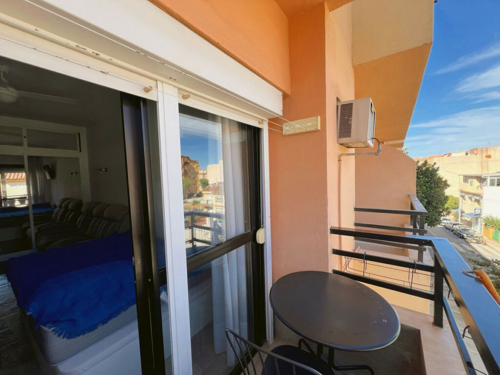 Middle Floor Studio Torremolinos Málaga - image 2