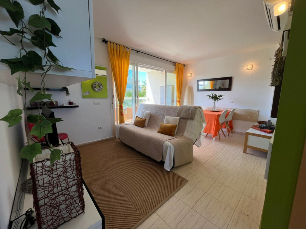 Middle Floor Apartment El Verger Alicante - image 2