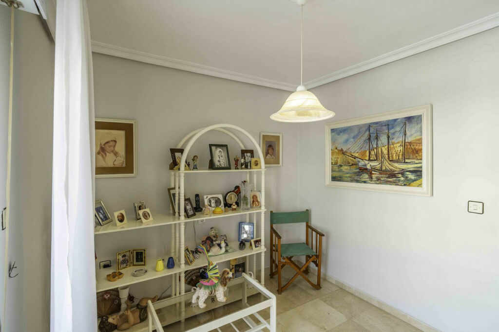 Townhouse Las Lagunas Málaga - image 2