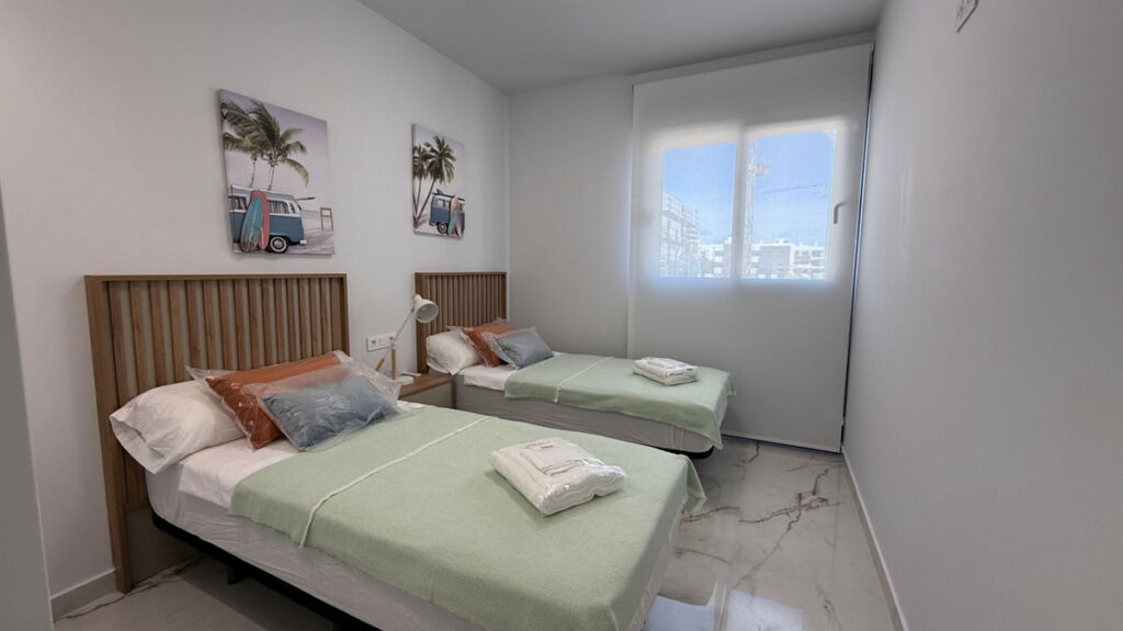 Middle Floor Apartment Orihuela Alicante - image 2