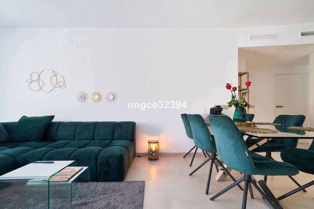 Middle Floor Apartment Marbella Málaga - image 2