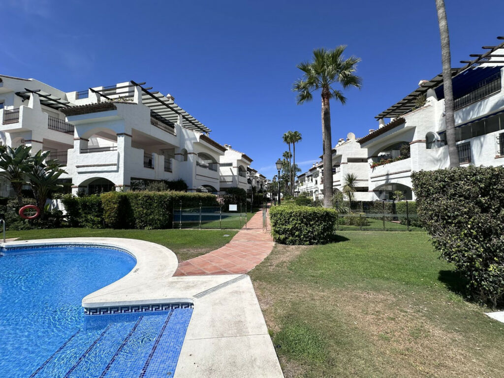 Middle Floor Apartment San Pedro de Alcántara Málaga - image 21