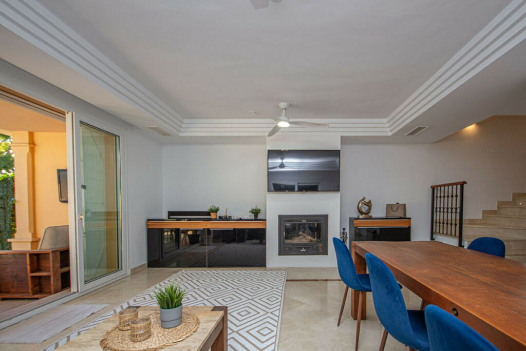 Semi-Detached House Riviera del Sol Málaga - image 20