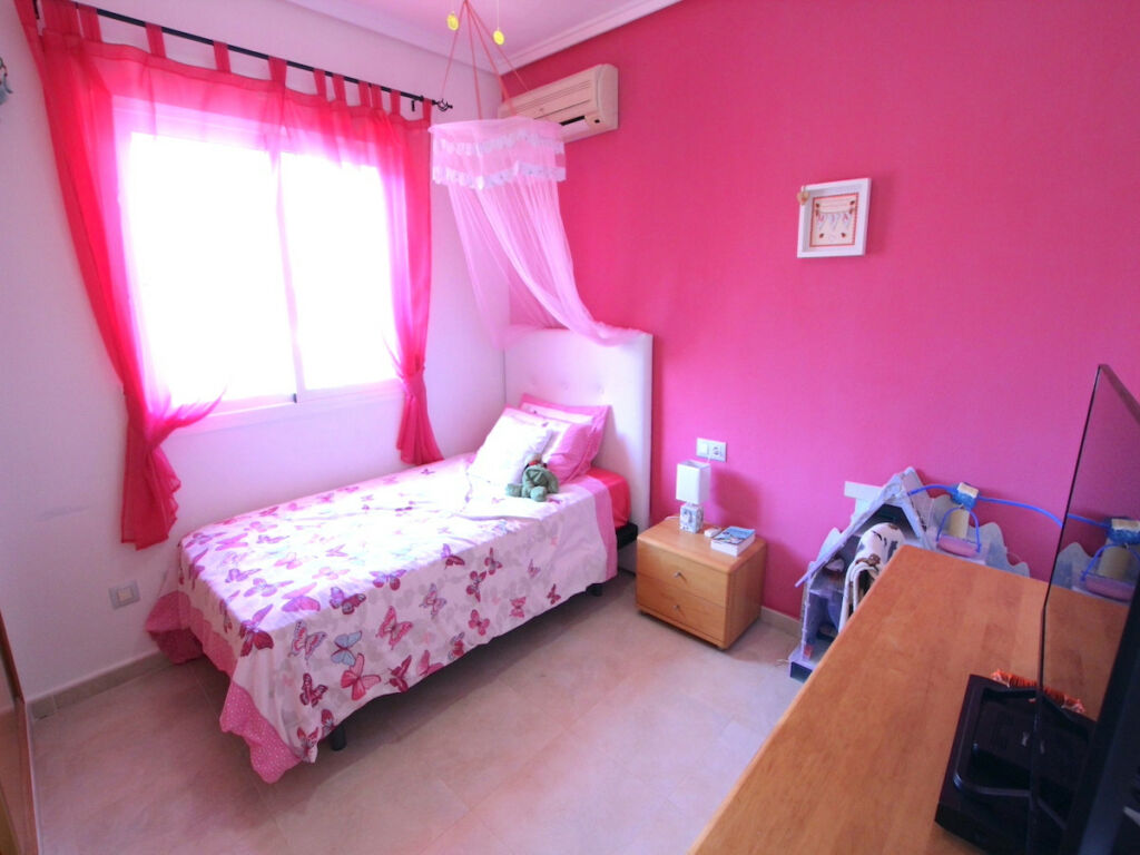 Detached Villa Benimar Alicante - image 20