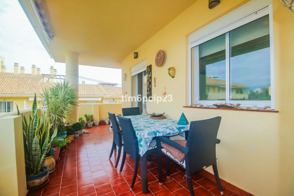 Penthouse Duplex La Duquesa Málaga - image 19