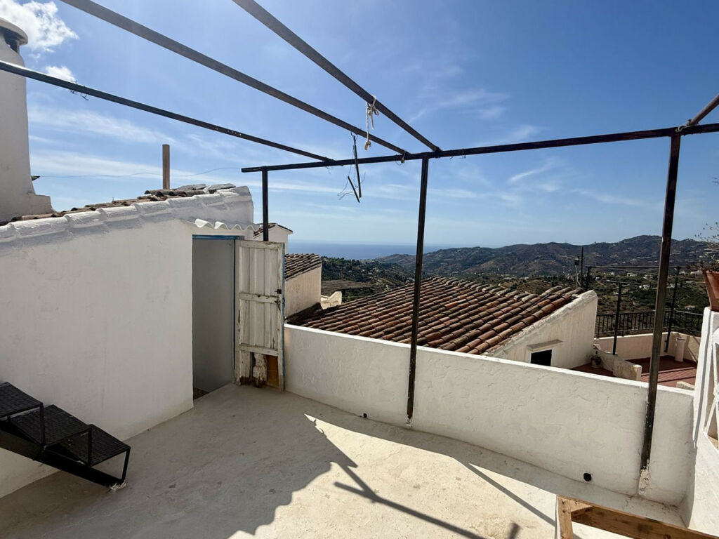 Townhouse Frigiliana Málaga - image 20