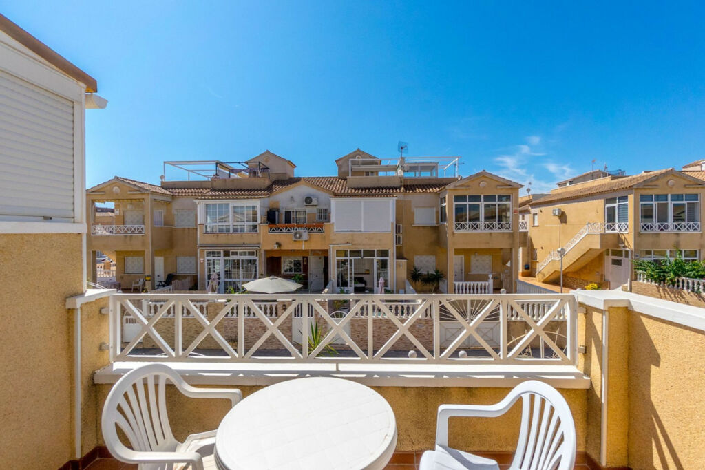 Townhouse Torrevieja Alicante - image 20