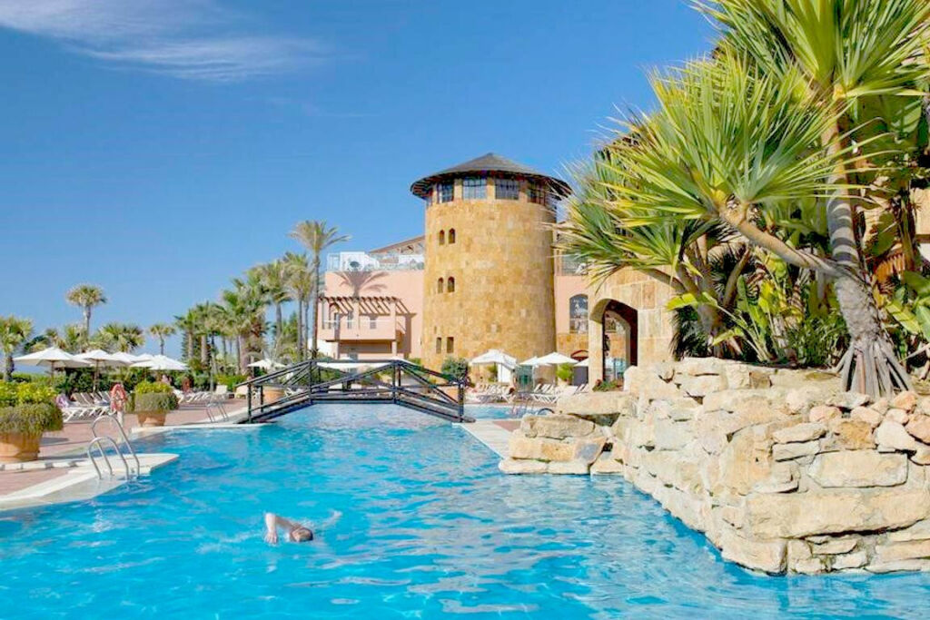 Middle Floor Apartment Estepona Málaga - image 20