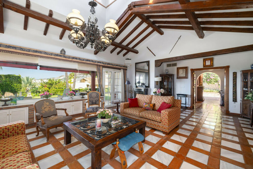 Detached Villa Benalmadena Málaga - image 20
