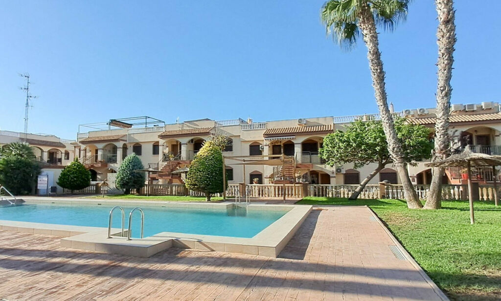 Ground Floor Apartment Torrevieja Alicante - image 20