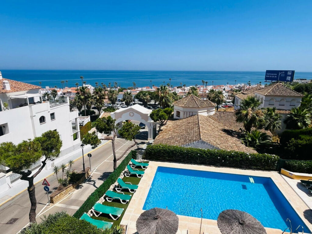 Penthouse Manilva Málaga - image 20