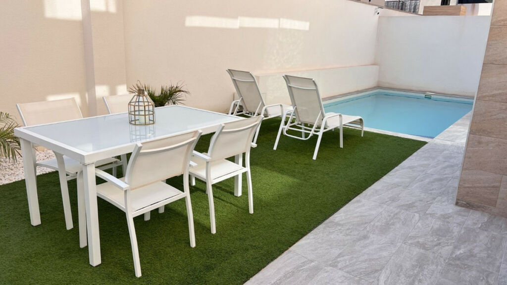 Detached Villa Los Montesinos Alicante - image 20