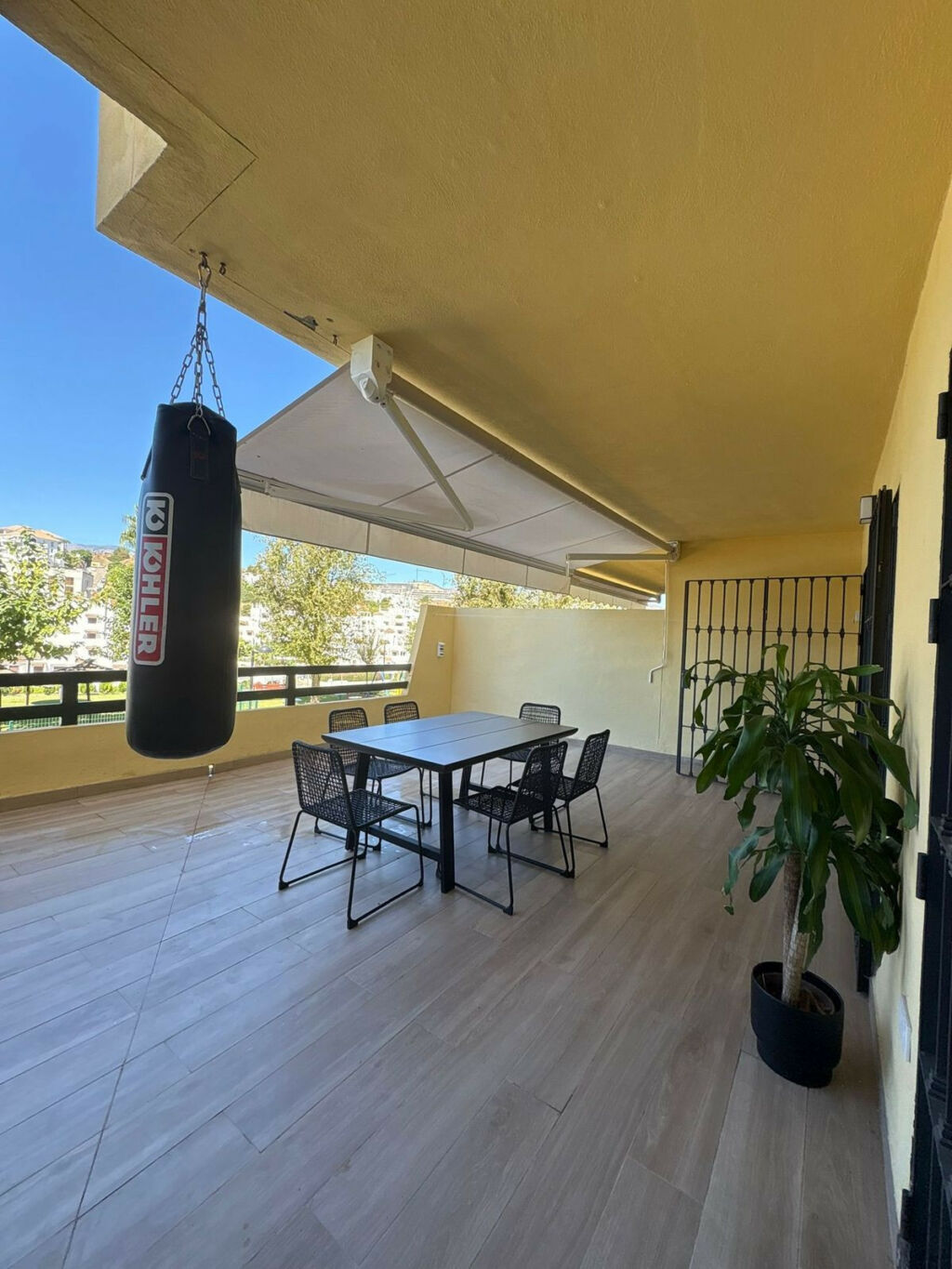 Ground Floor Apartment Estepona Málaga - image 20