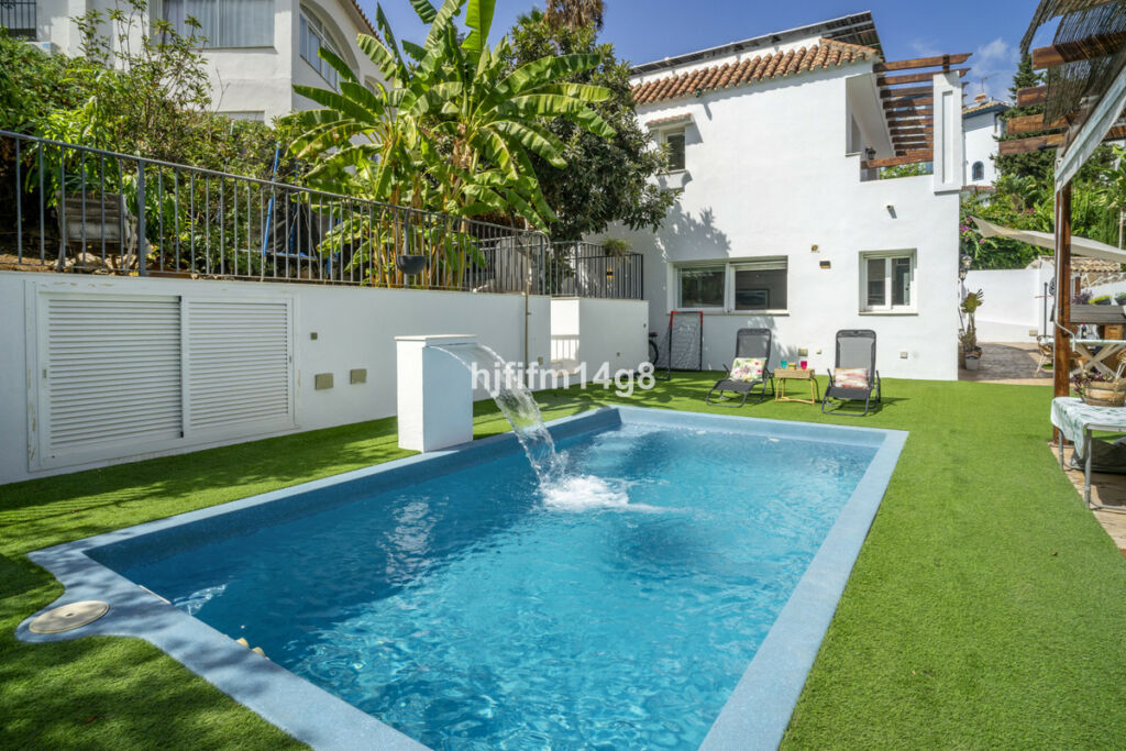 Detached Villa La Campana Málaga - image 20