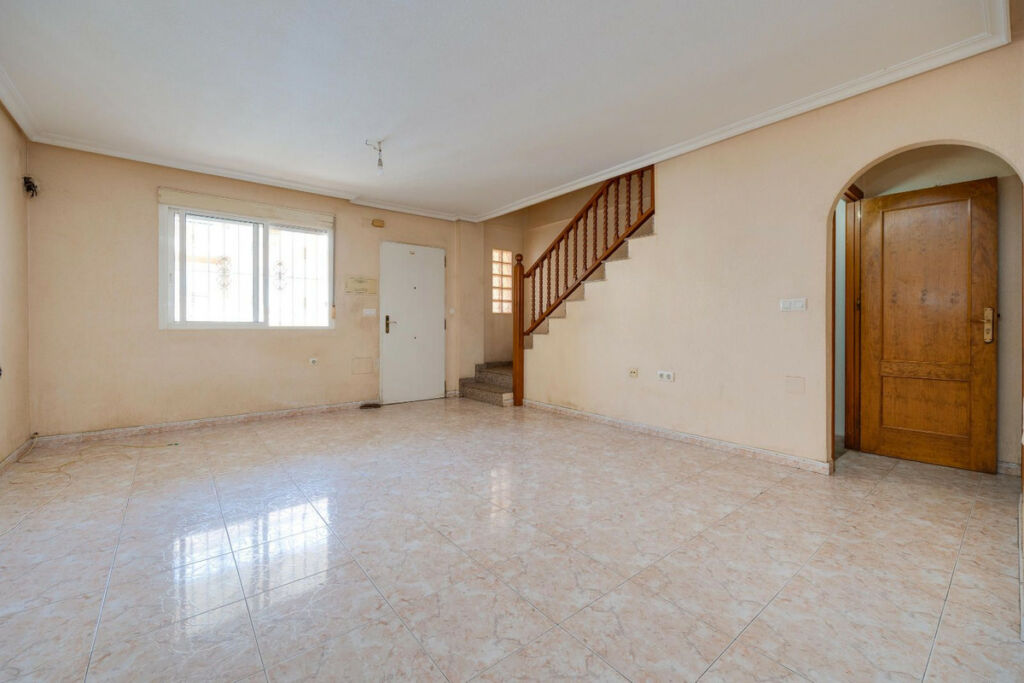 Townhouse Los Montesinos Alicante - image 20
