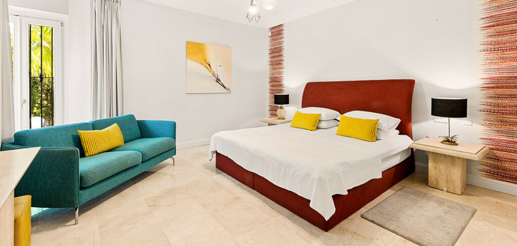 Detached Villa Nueva Andalucía Málaga - image 20