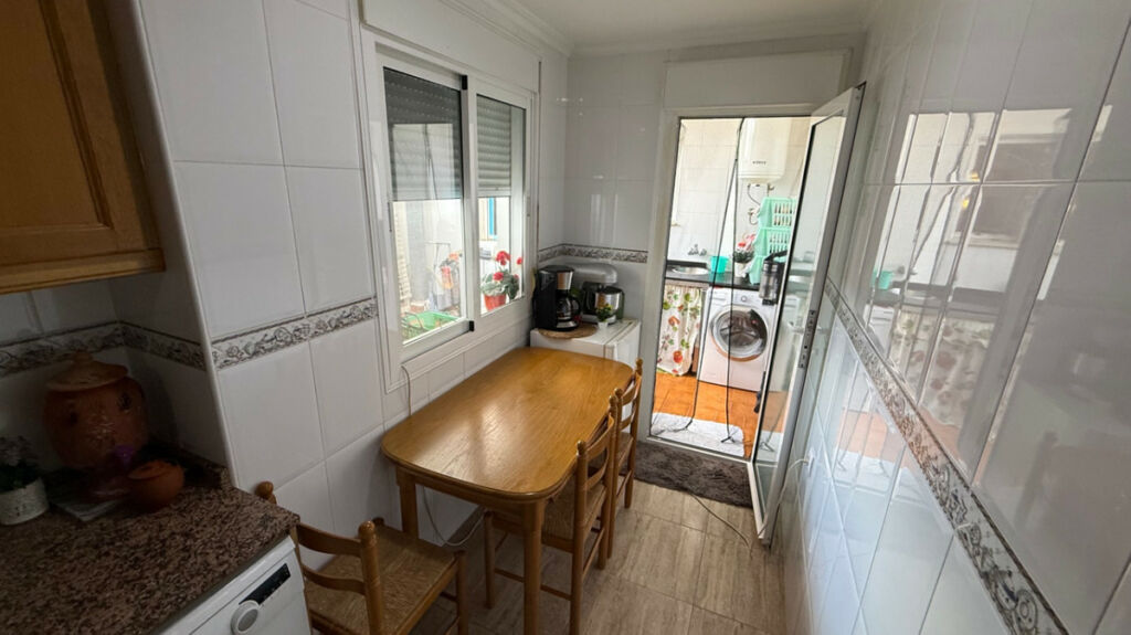 Middle Floor Apartment Los Montesinos Alicante - image 20