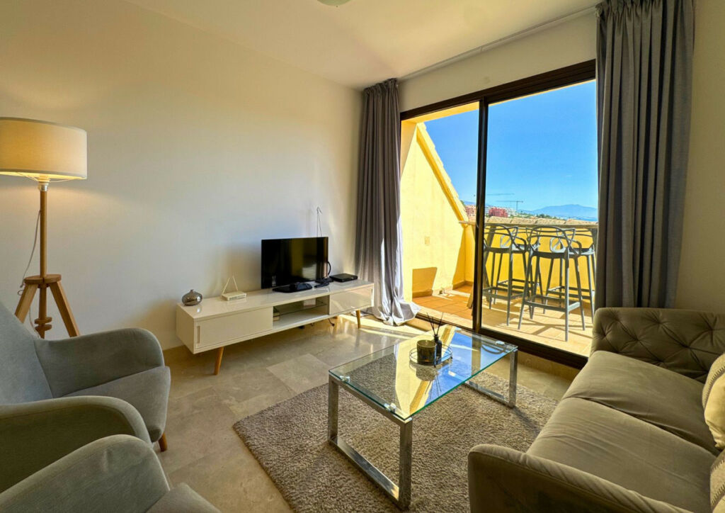 Penthouse La Duquesa Málaga - image 20
