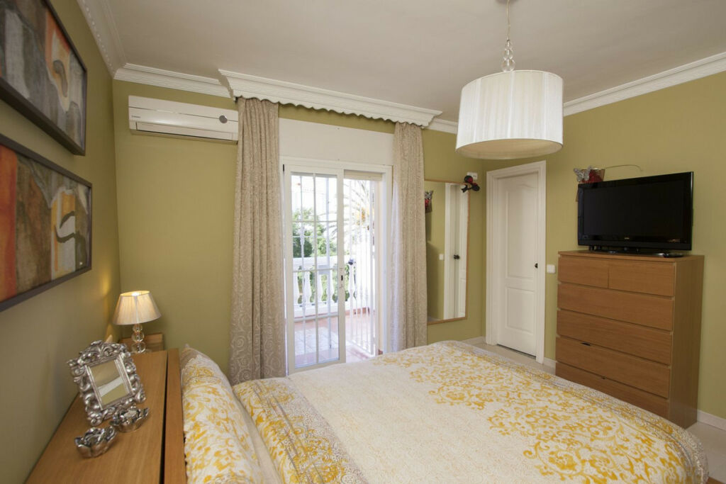 Townhouse Nerja Málaga - image 20