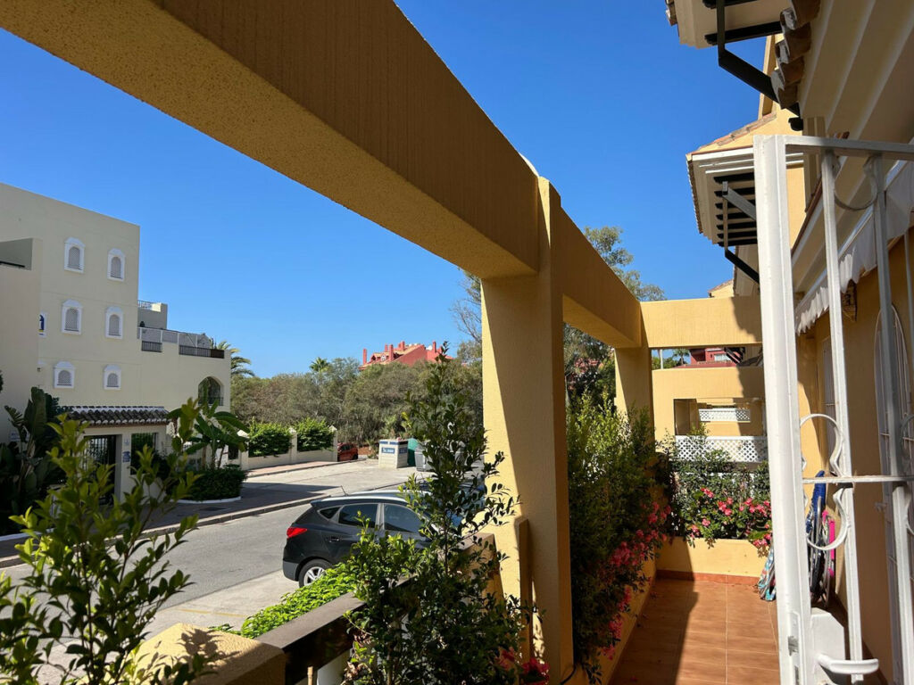 Ground Floor Apartment Elviria Málaga - image 20