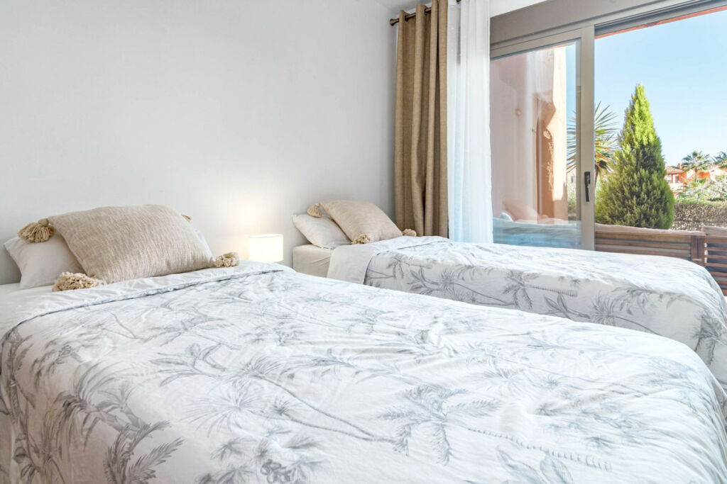 Ground Floor Apartment Selwo Málaga - image 20
