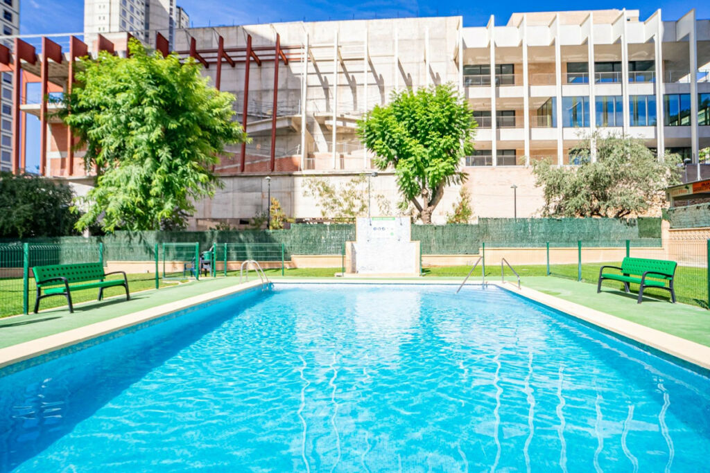 Middle Floor Apartment Benidorm Alicante - image 20