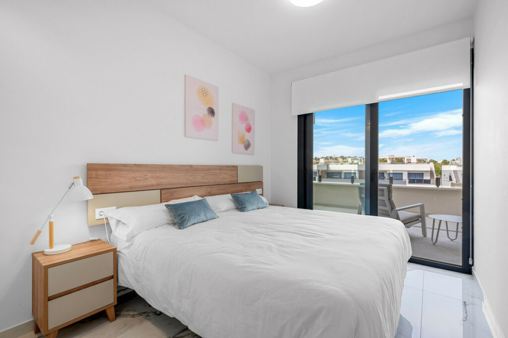 Ground Floor Apartment Los Altos Alicante - image 20