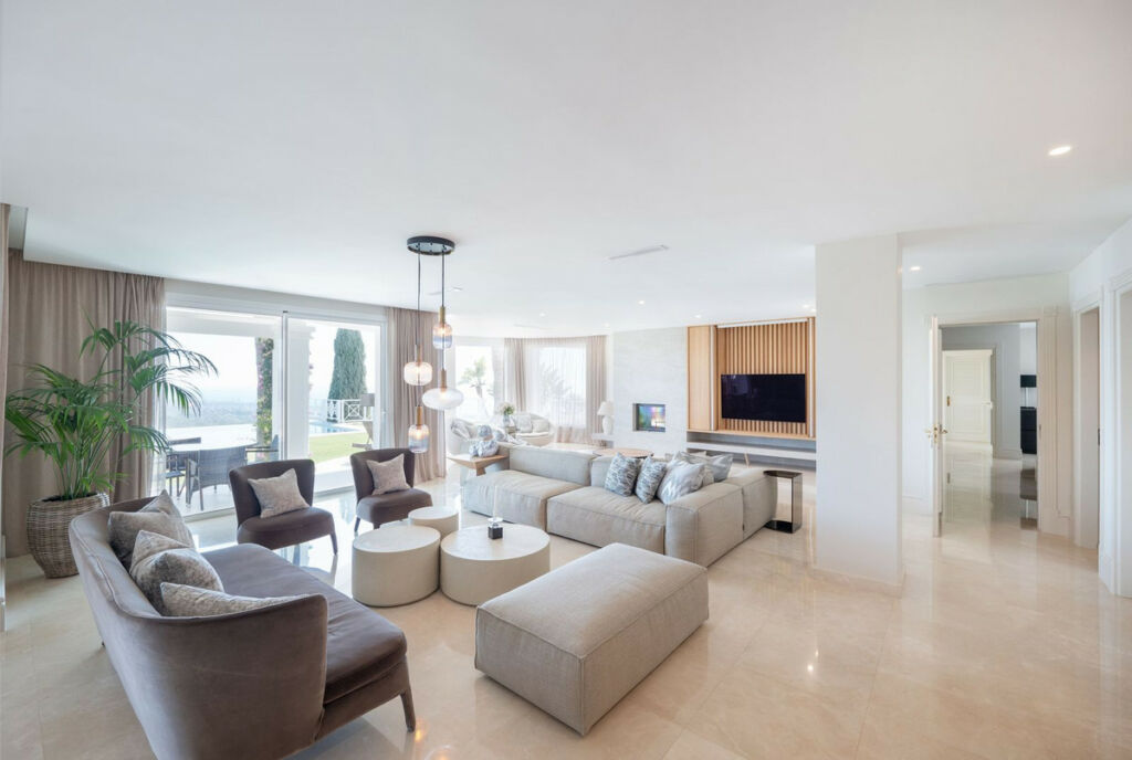 Detached Villa Marbella Málaga - image 20