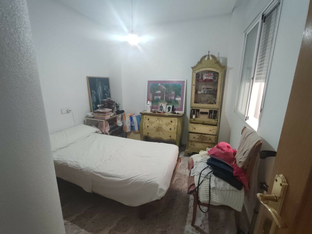 Middle Floor Apartment Torrevieja Alicante - image 20
