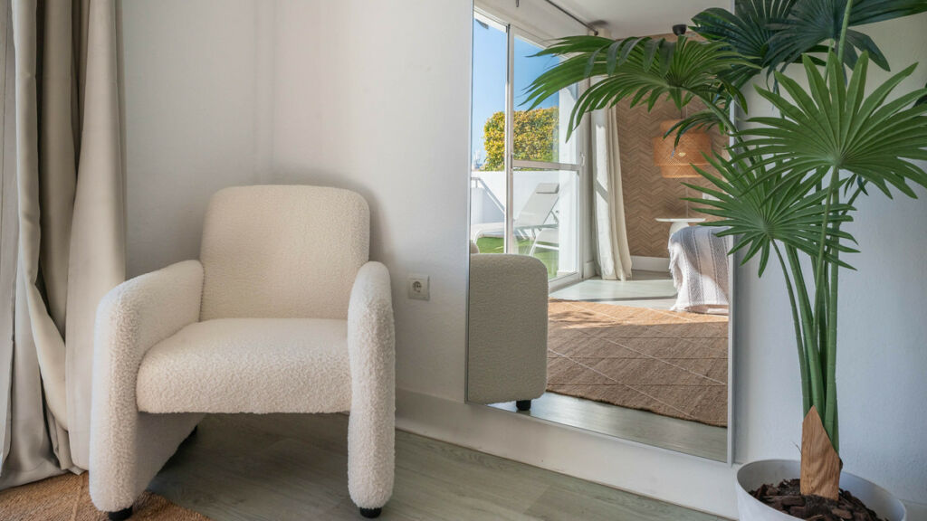 Middle Floor Apartment Puerto Banús Málaga - image 20