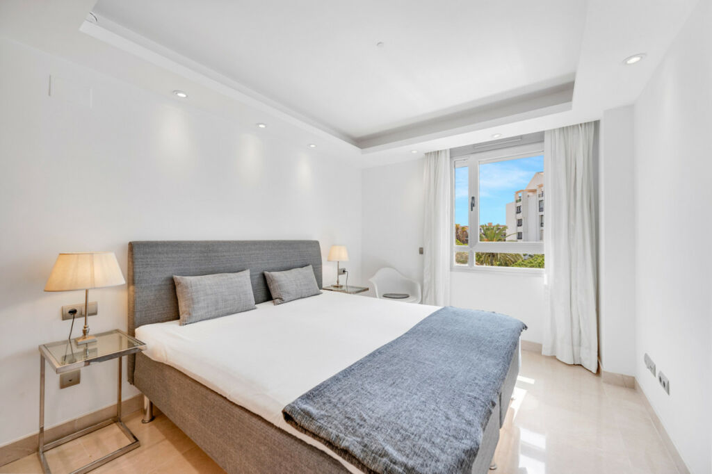 Penthouse San Pedro de Alcántara Málaga - image 20