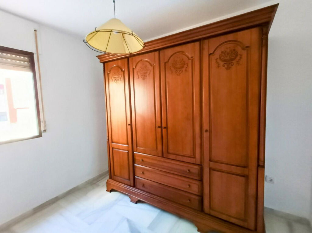 Ground Floor Apartment La Carihuela Málaga - image 20