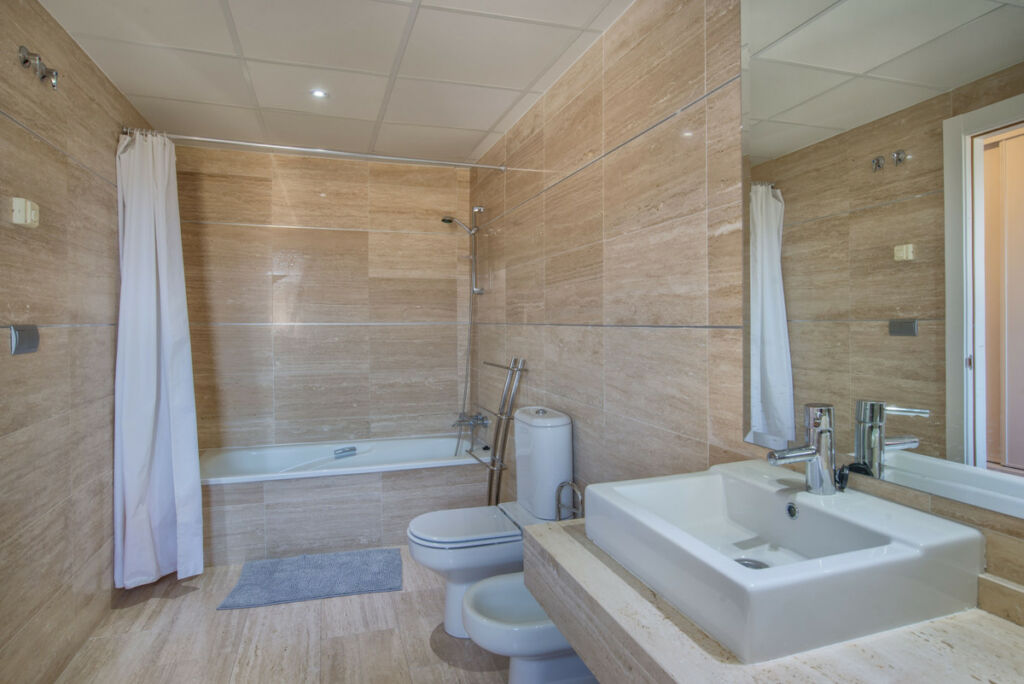Semi-Detached House Benahavís Málaga - image 20