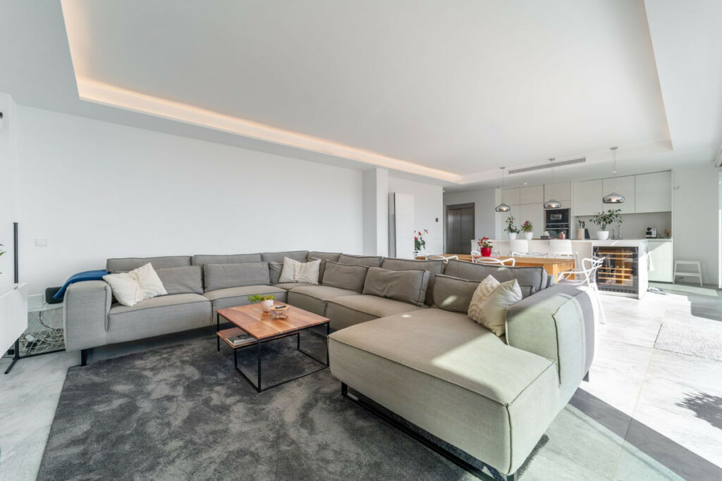 Penthouse La Capellania Málaga - image 20