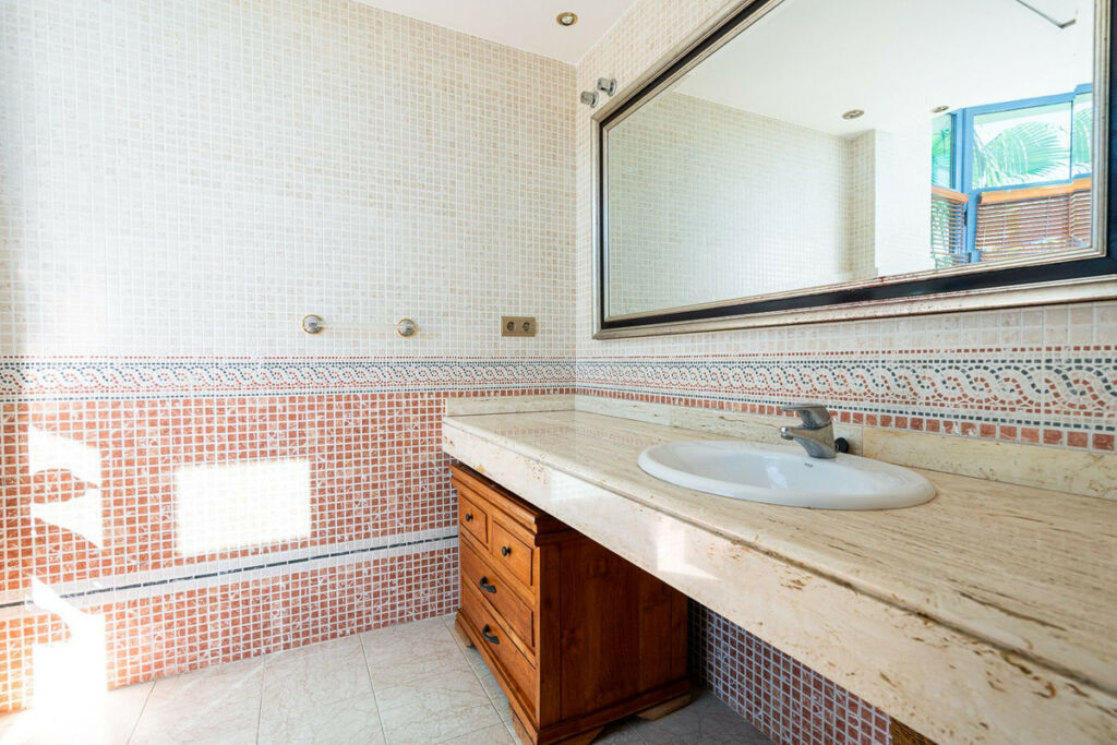 Penthouse Duplex Torrequebrada Málaga - image 23