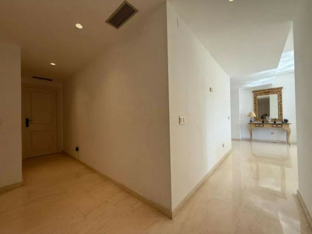 Ground Floor Apartment Atalaya Málaga - image 20