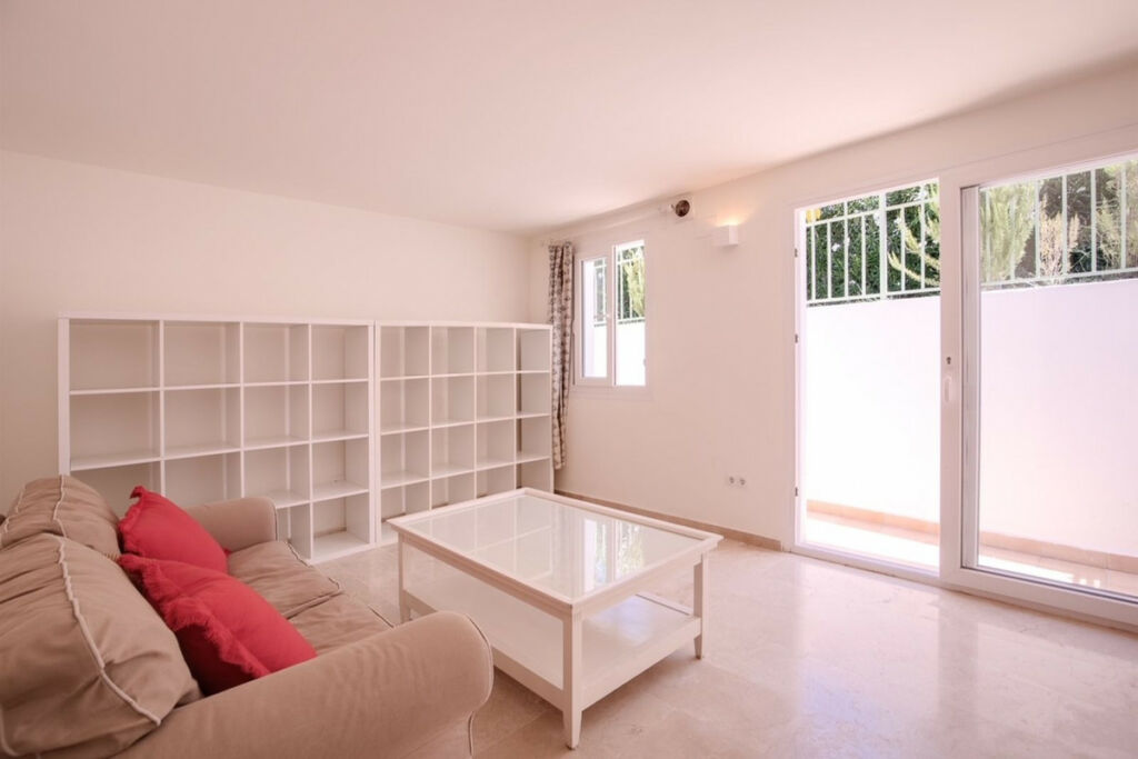 Detached Villa Marbesa Málaga - image 20