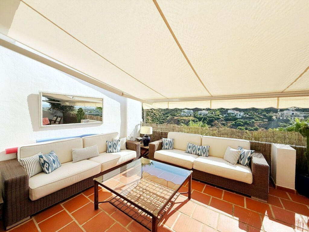 Middle Floor Apartment La Quinta Málaga - image 20