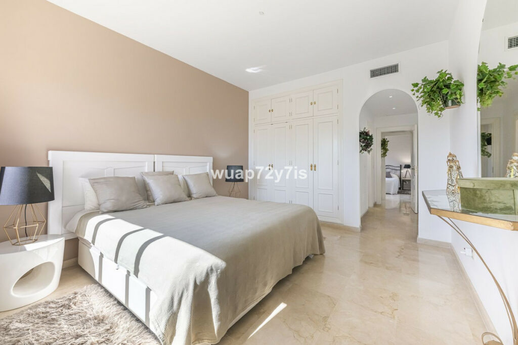 Penthouse Estepona Málaga - image 20