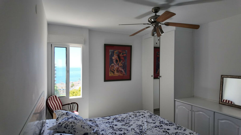 Middle Floor Apartment Benalmadena Málaga - image 18
