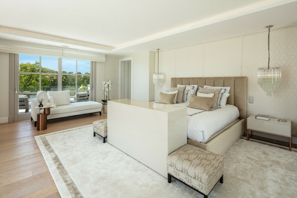Detached Villa Aloha Málaga - image 20
