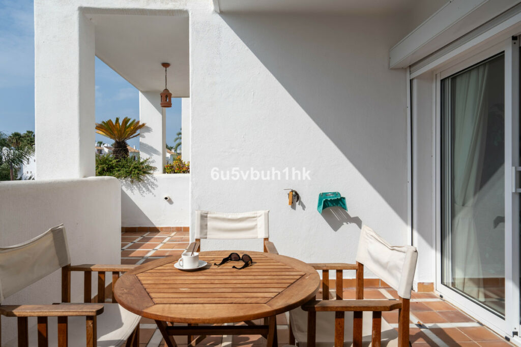 Middle Floor Apartment Marbella Málaga - image 7