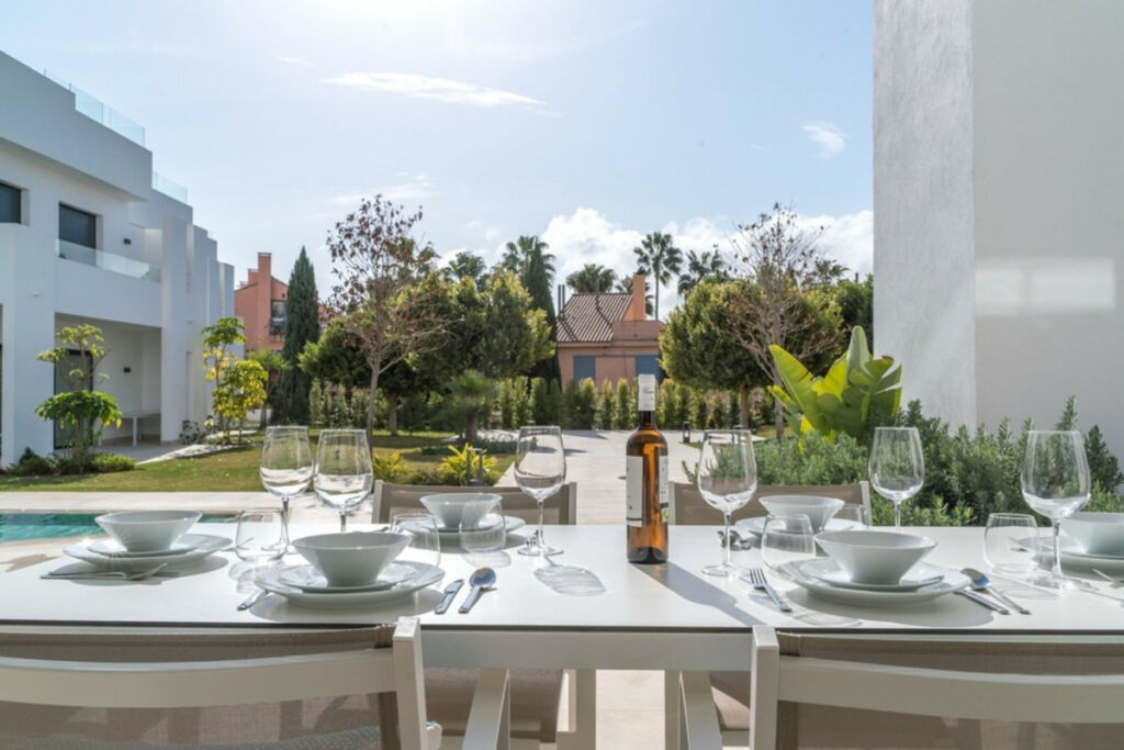 Townhouse Nueva Andalucía Málaga - image 20