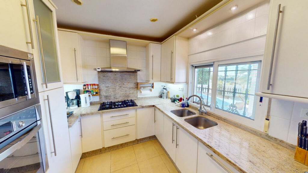 Detached Villa Vélez-Málaga Málaga - image 21