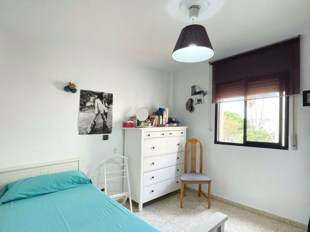 Middle Floor Apartment Los Boliches Málaga - image 20
