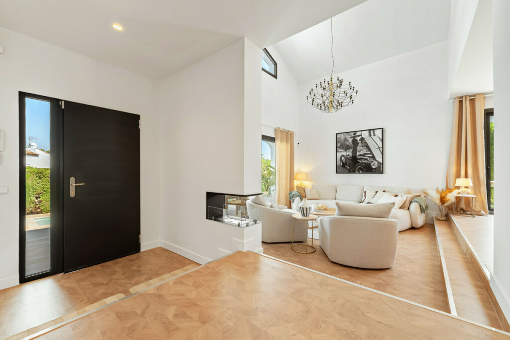 Detached Villa Nueva Andalucía Málaga - image 20