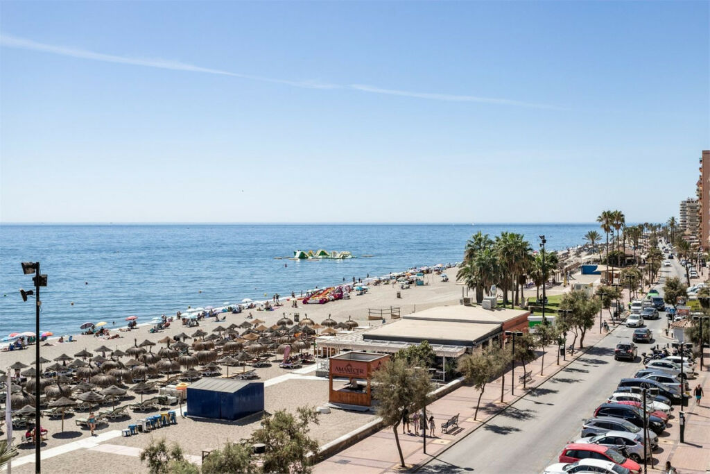 Middle Floor Apartment Fuengirola Málaga - image 20