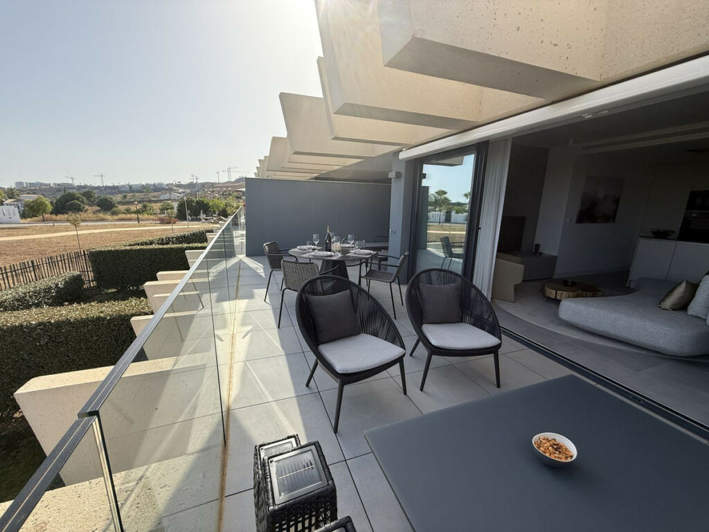 Middle Floor Apartment Estepona Málaga - image 20
